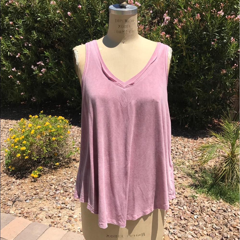 Baby pink tank